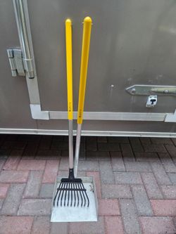 ALTERRA 2-Piece Multi-Purpose Scoop and Rake Garden Tool Set