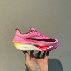 Women Nike Zoom Fly 6 Size 6.5 - NEW