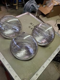 Par 64 Bulbs 500 Watt (3)