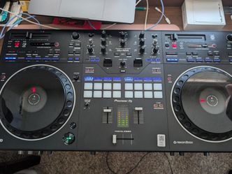 Pioneer DJ DDJ-REV5 DJ Controller