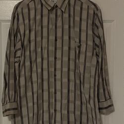New Men’s Dress Shirt Size Medium