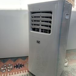 Portable AC Unit – 8000 BTU – Great Condition!