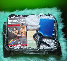 Men's Fitness & Grooming Gift Set