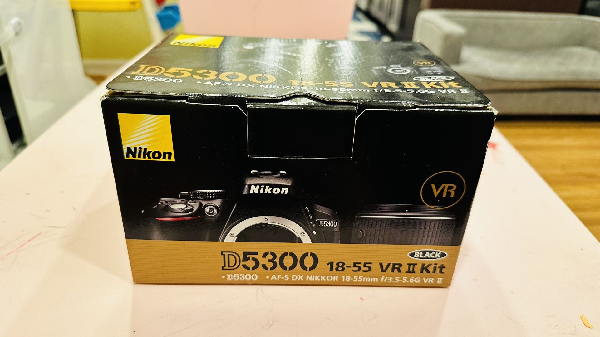 Nikon D5300 DSLR Camera With 18-55mm VR II Lense Kit for Sale in