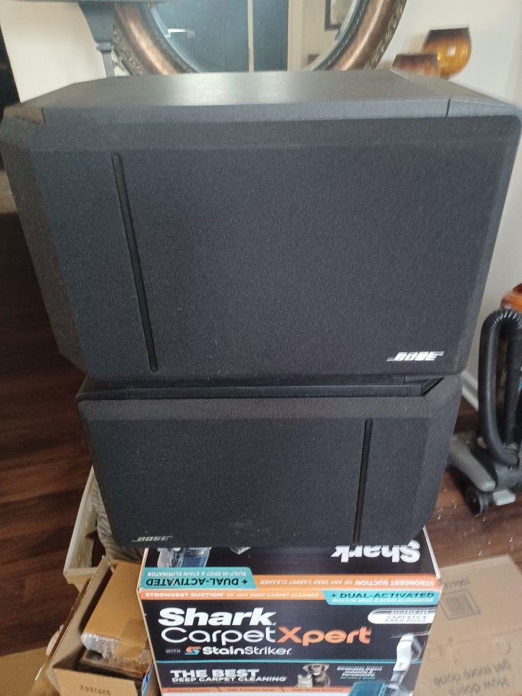 Bose 301 IV Speakers With Speaker Stands