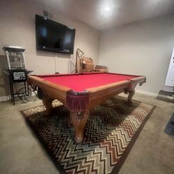 Pool Table 8ft ( Free Delivery & Set Up ) 