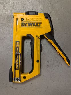 DEWALT 5-in-1 Multi-Tacker Stapler and Brad Nailer