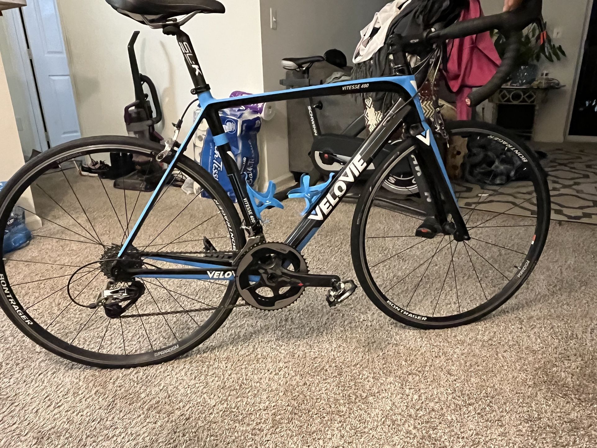 Veloovie Vitesse 400 Carbon Road Bike