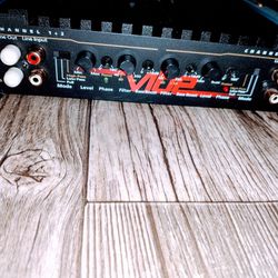 800W Lanzar Vibe Pro Old School Amplifier 