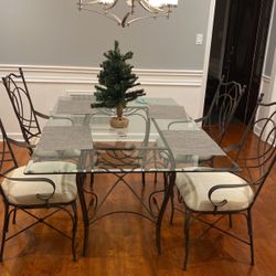 Dining Set 