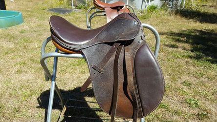 English saddle