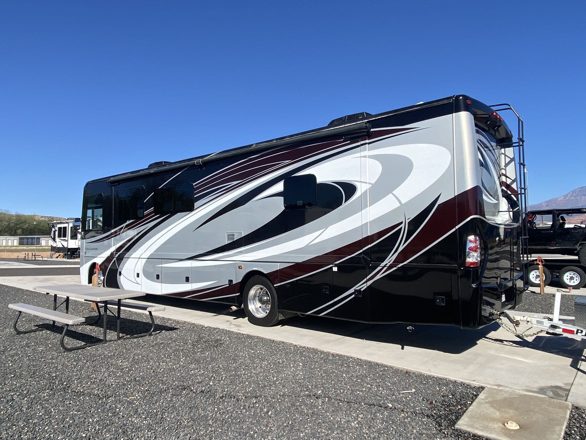 2016 Thor Challenger 37LX