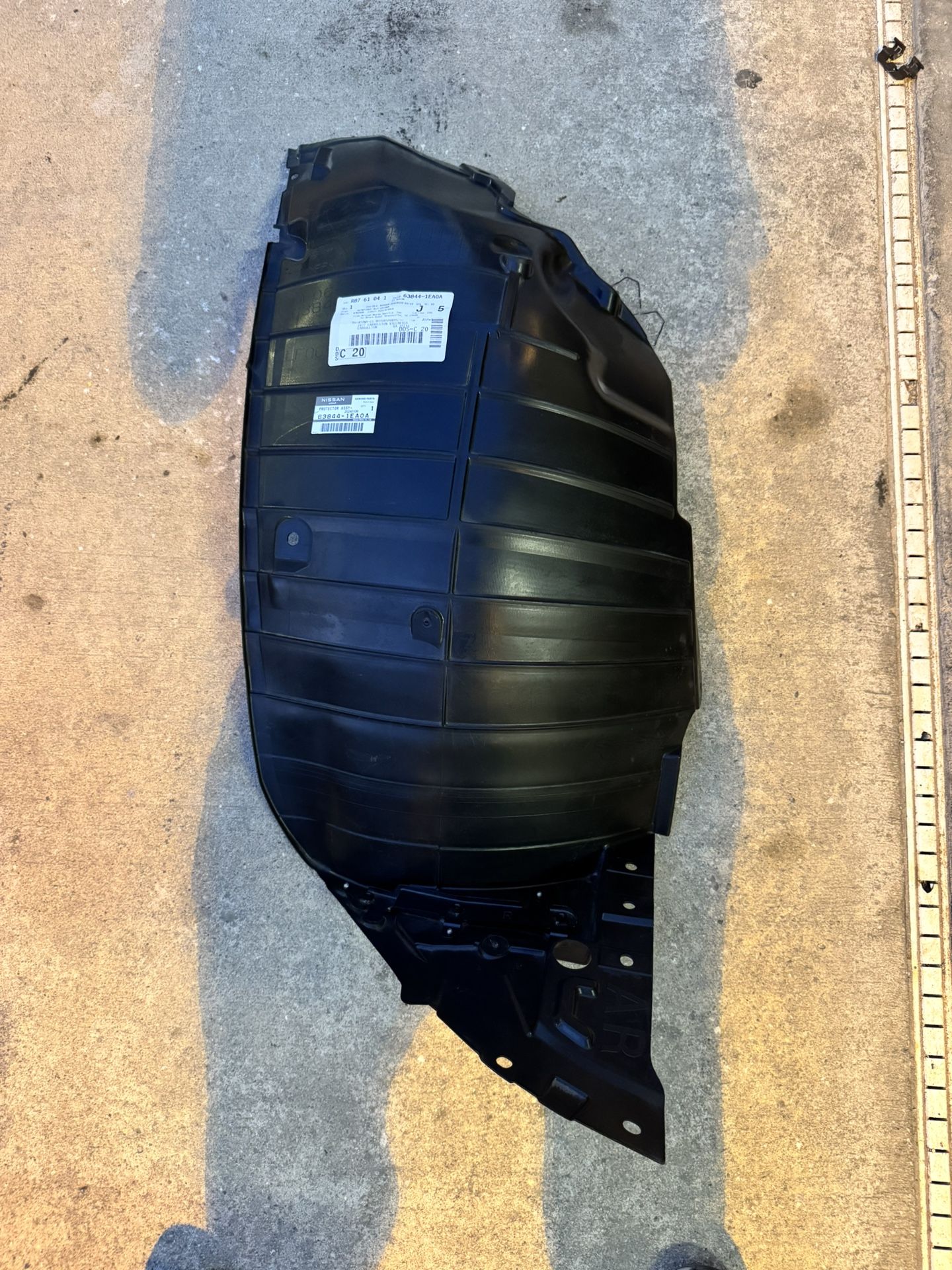 Nissan OEM Fender Liners (Pair)
