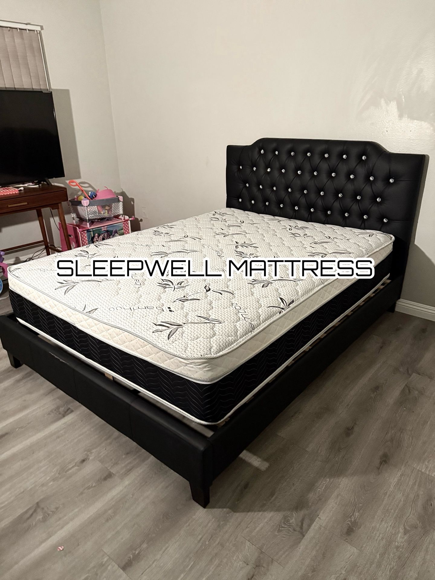 Queen Bed Frame With Mattress