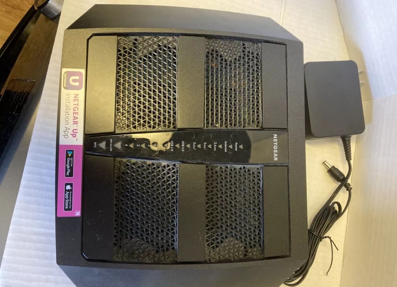 NETGEAR Nighthawk X6S AC4000 Wi-Fi Router R8000P