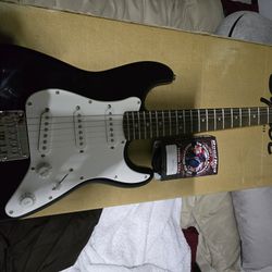 Fender Squier Mini Stratocaster Electric Guitar 