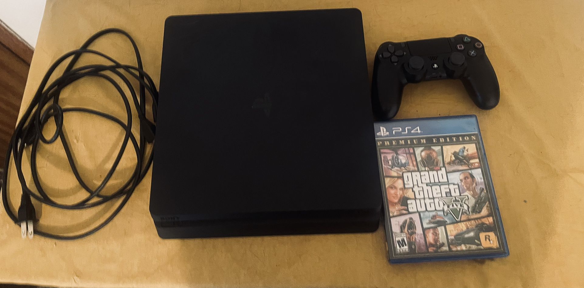 Playstation 4 With GTA 5