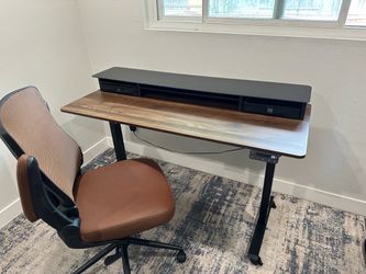 Modern Standing Desk W-Chair