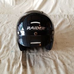 Raider Motorcycle Helmet Size XL