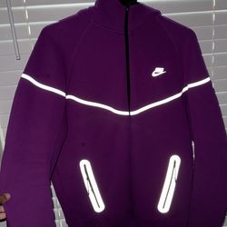Nike tech purple reflective