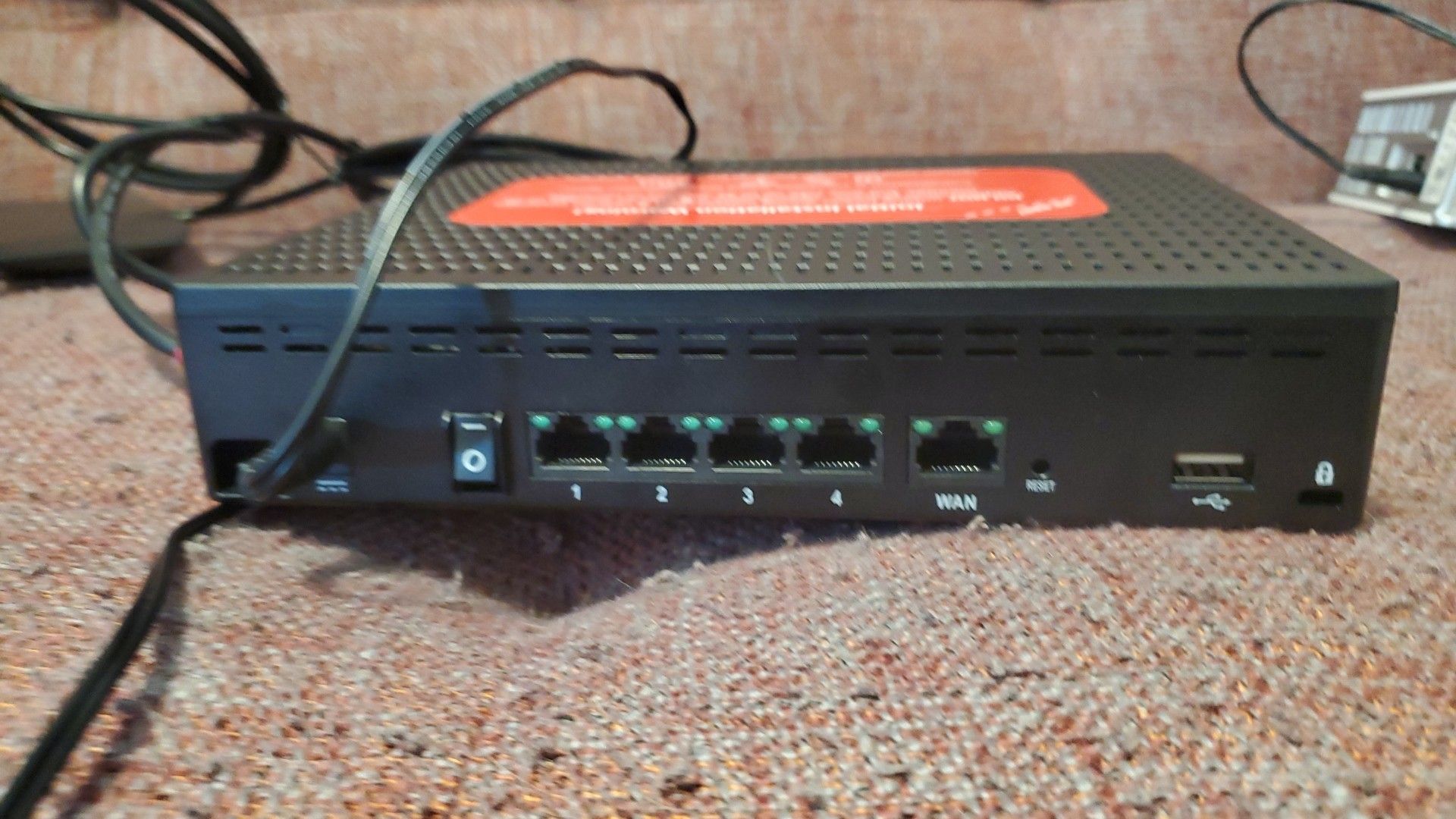 Cradlepoint AER1650LP4 LTE Fual Modem/ Band Multi Carrier Router for