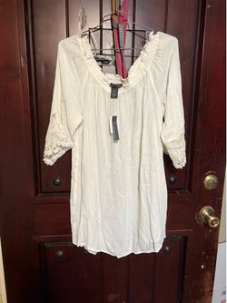 Chelsea & Theodore white tunic size L
