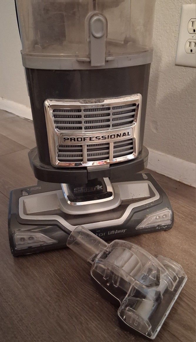 Shark Stand Up Vacuum