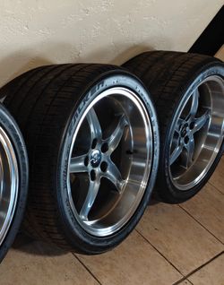 Staggered Mustang Wheels Rims