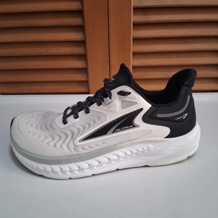 Altra Torin 7 Women's Running Shoe * Size: 7.5