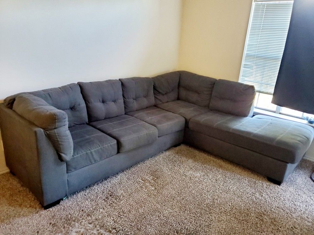 Sectional Couch Grey