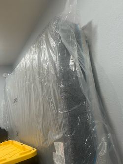 King size mattress + adjustable base