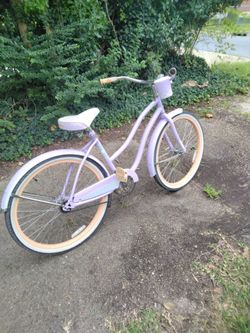 Beach cruiser bike