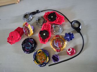 BeybladeBeyblade Burst DB B-186 Roar Bahamut - Used - RARE Burst Lot with Launchers and Parts
