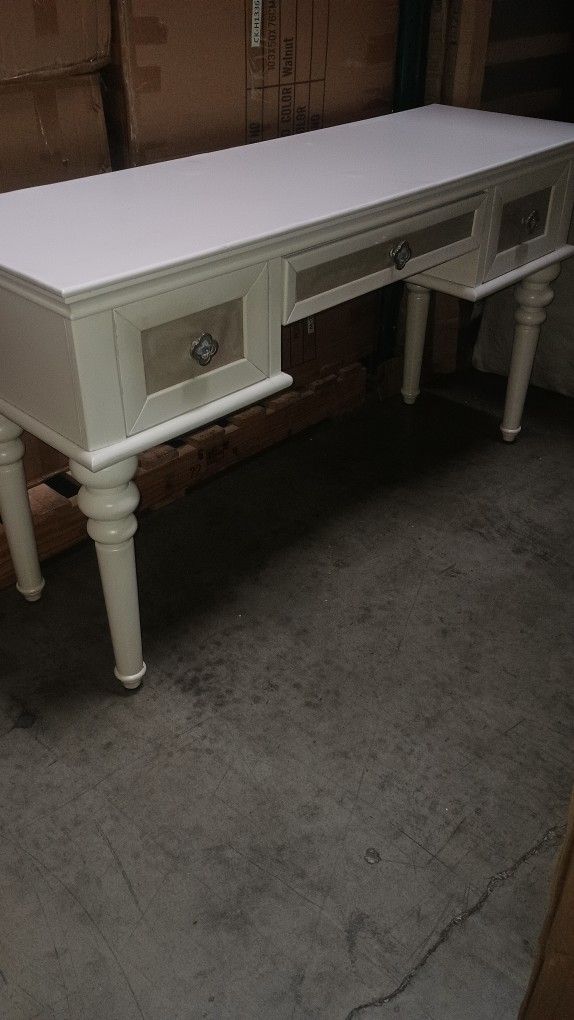 CONSOLE TABLE WHITE
