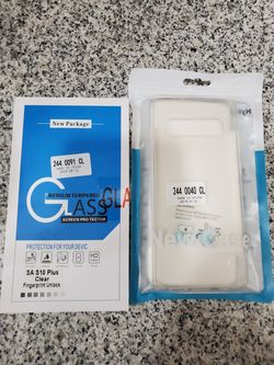 Galaxy S10 plus case and glass protector