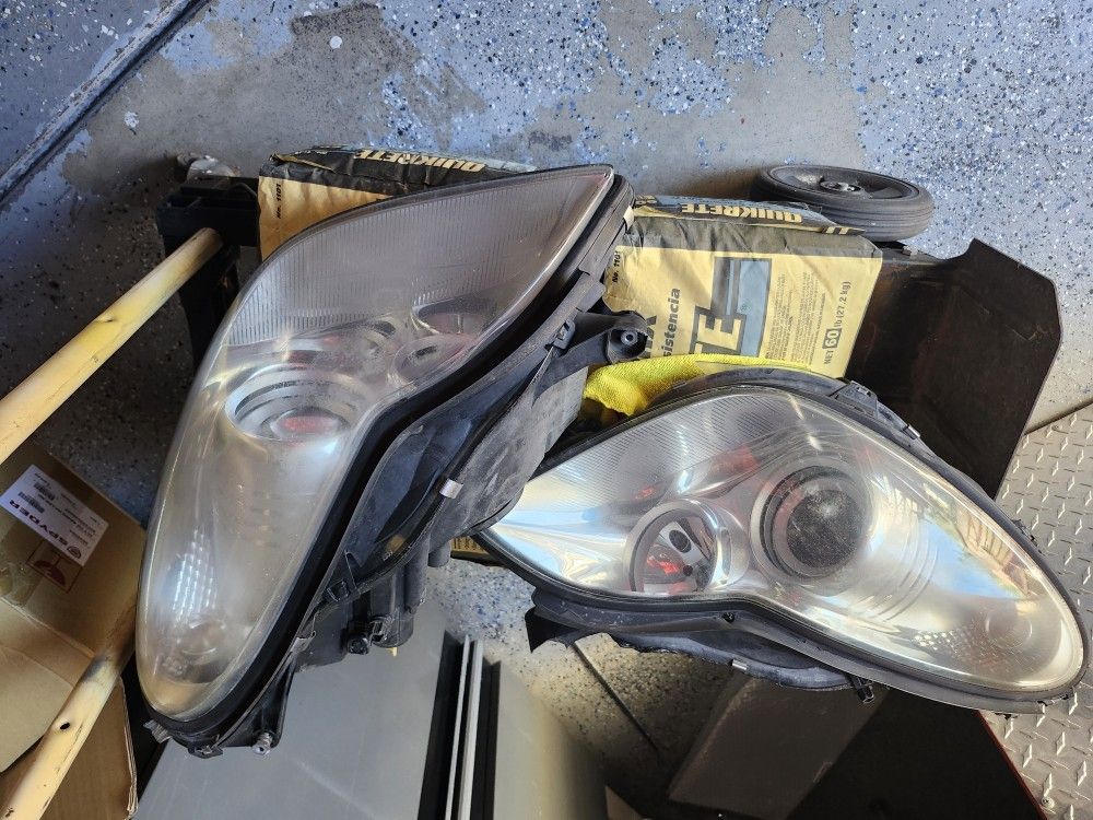 Headlights Mercedes Benz Cls