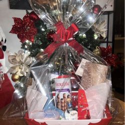 9 Item Christmas Gift Basket $55