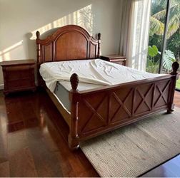 King Size Tommy Bahama style bedroom Set ( deliver available)