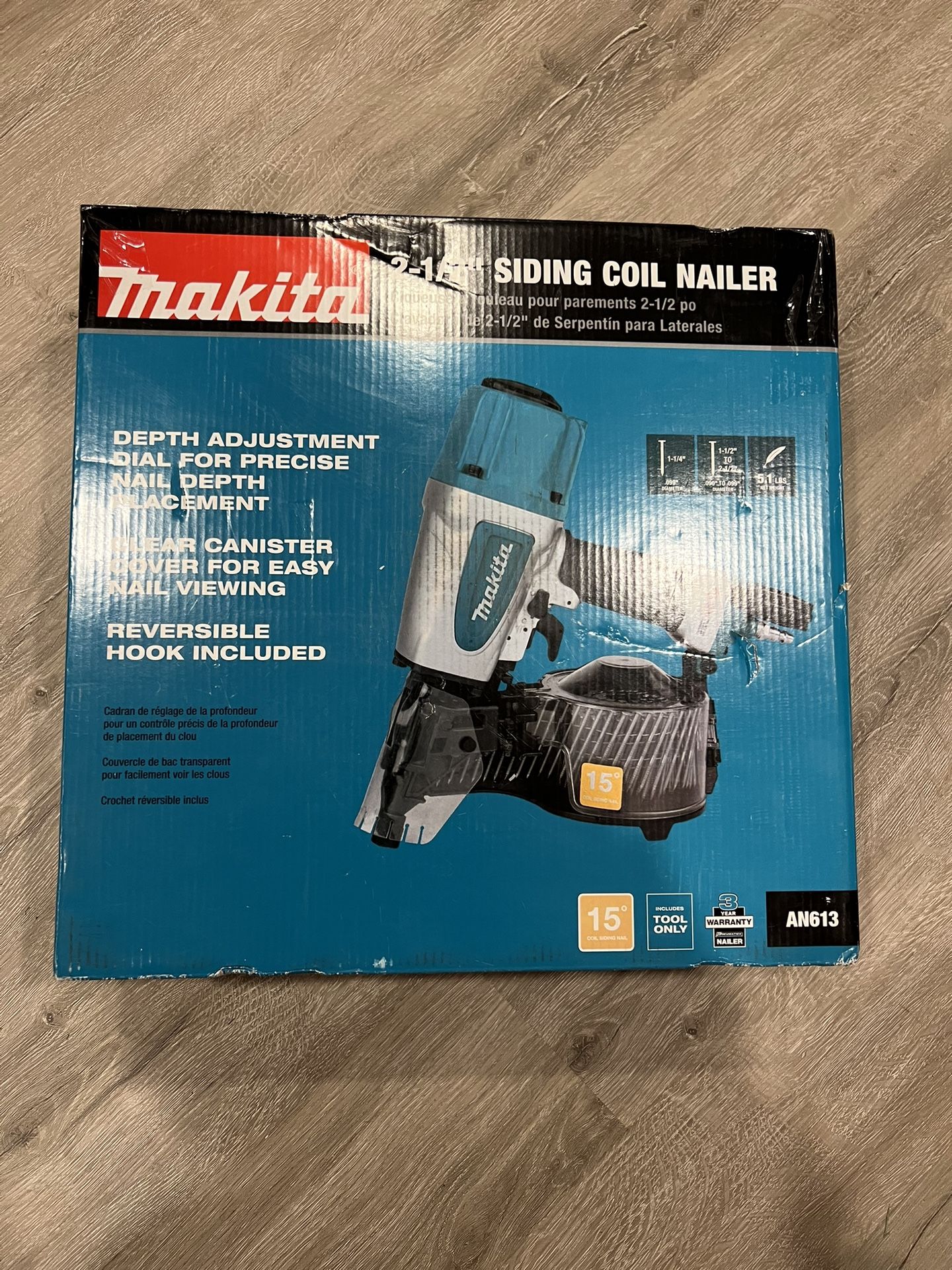 Makita 2-1/2 in. Pneumatic 15° Siding Coil Nailer