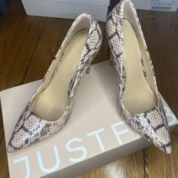 Brand New JustFab Sold Out Pumps 7.5