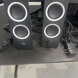 LOGITECH Multimedia Speakers