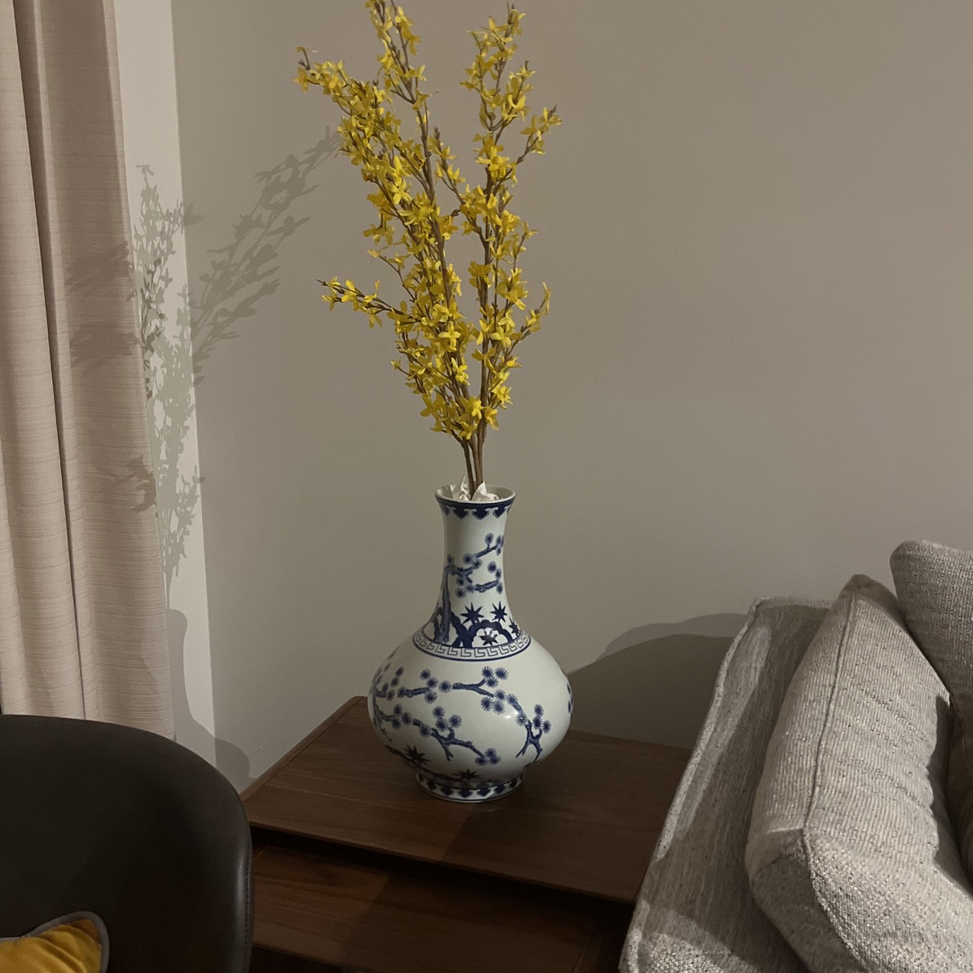 Ballard Design Exclusive Flower Vase