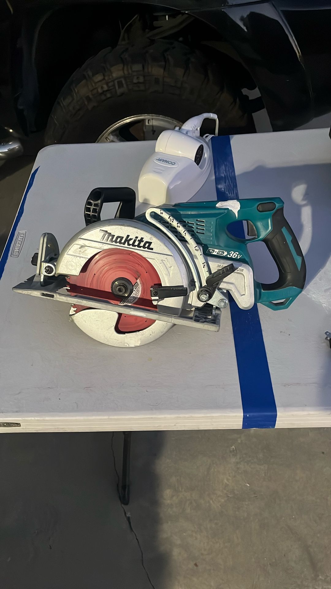 Makita Skil saw