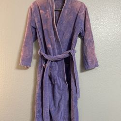 Woman’s purple bath robe size XS small   