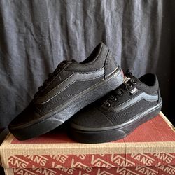 Women's / Girls New Vans!!! New In Box  Never Used 