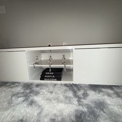 Modern 68” TV Stand w/ Storage – Fits TVs up to 78” | Like New