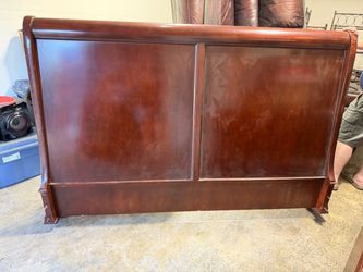 King size Sleigh  bedframe