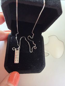 10K Solid White Gold Natural Diamonds Necklace