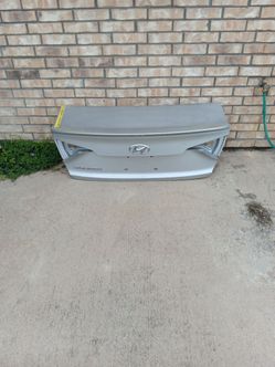 2015-17 Hyundai Sonata trunk