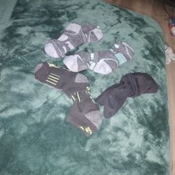 Socks Children's Size Shoe 3 To A5 Youth Four Pairs